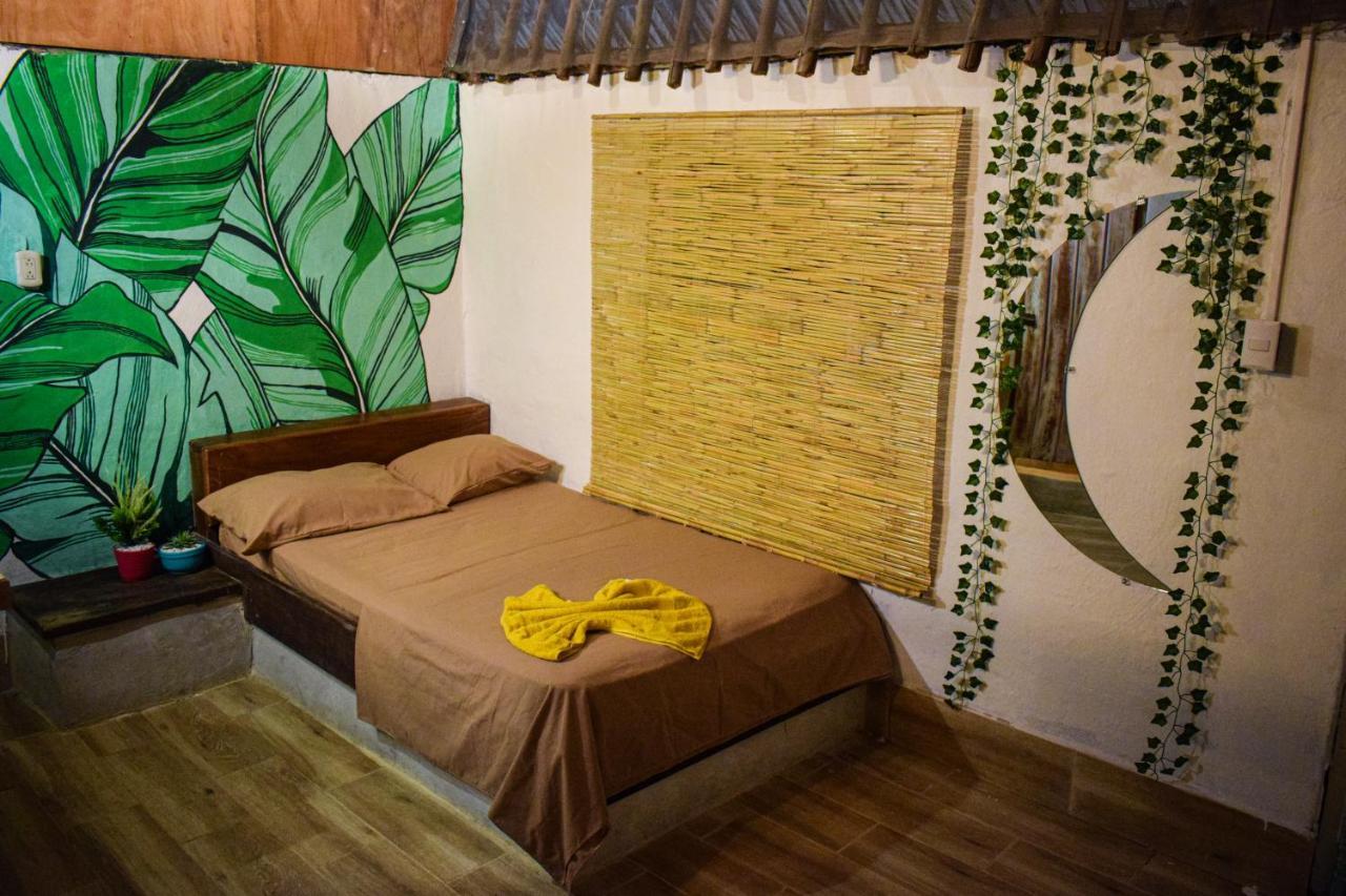 Hotel El Delfin Монтеррико Экстерьер фото